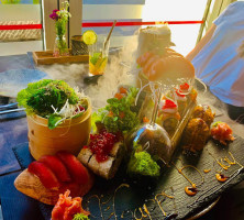 Yakii-sushi Asia Finest Cuisine food