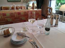 Hammes inside