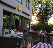 Osteria la Puglia outside