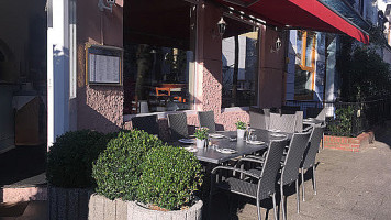 Spaghetteria Pizzeria Italia outside