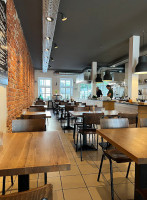 La Cantina inside