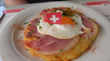 Le Maison Du Gruyere food
