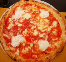 Pizzeria Marinella food