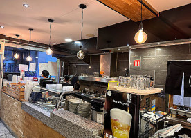 Genki Ramen inside