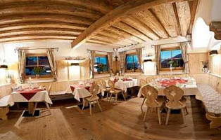 HOCHFILZER inside