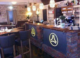 3eck Cafe inside