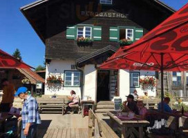 Berggasthof Mönichkirchner Schwaig outside
