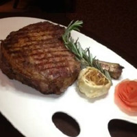 Hotel & Pusswald food
