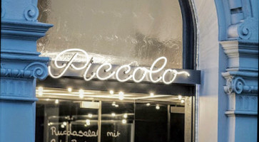 Piccolo outside