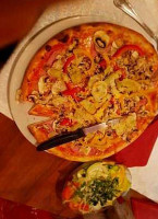 Pizzeria Nati food