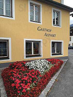 Gasthaus Altwirt outside