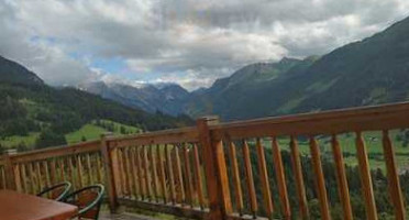 Berggasthaus Pröll - Fam Pröll outside