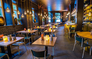 Rosi - Kaffeehaus und Bar inside