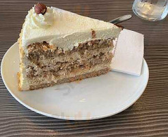 Cafe 172 Neuschafer John-Patrick food