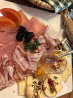 Buschenschank Thaler food