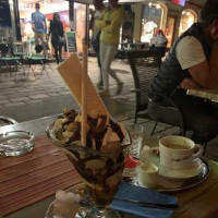 Cafe Niederl inside