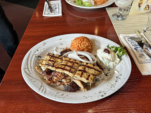 Griechisches Kellari