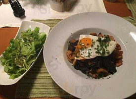 Noodlebox food