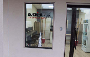 Gasthof Zum Schwarzer Adler outside