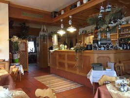 Gasthof Zur Klause inside