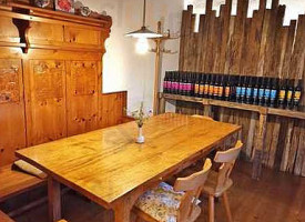 Gasthaus Koschak Wirt Weinbauer inside