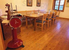 Gasthaus Koschak Wirt Weinbauer inside
