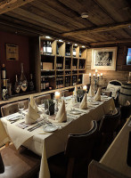 Taufsteinhütte inside