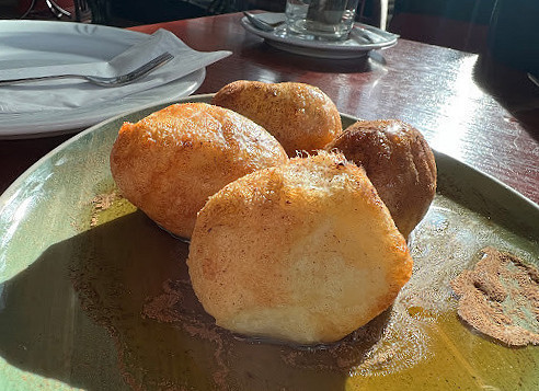 Griechisches Kellari