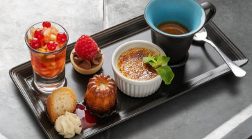 Café des Négociants food
