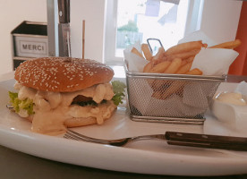 Muh Burger food