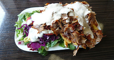 Döner Und Pizzeria food