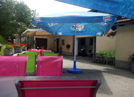 Artiom outside