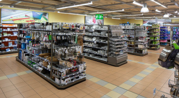 Migros Restaurant inside
