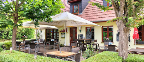 Carwitz Eck outside