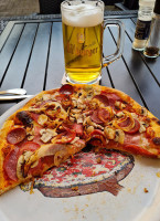 Pizzeria Milano food