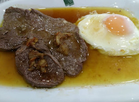 Nouvo Bourg food