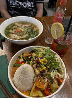 Mon Vegetarian Eatery food