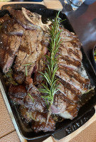 Midtown Grill food