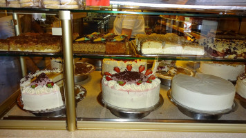 Cafe Winklstueberl food