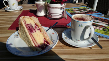 Cafe Winklstueberl food
