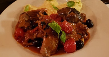 Imbiss Bei Toni food