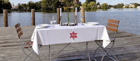 Ruderhaus outside