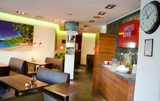 Yaprak Grillhaus inside
