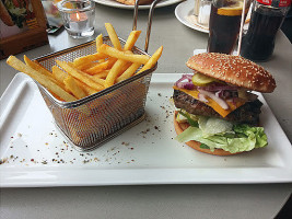 Alex Mülheim food