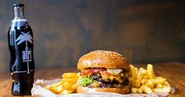 Hood Burger drink