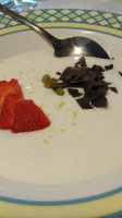 Minim's Restaurants food