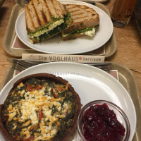 Das Voglhaus food