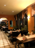 Hellas inside