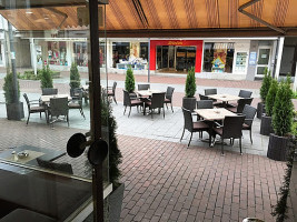 Ćevapčići Grillspezialitäten & more outside