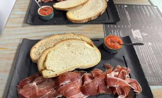 Granja 1760 food